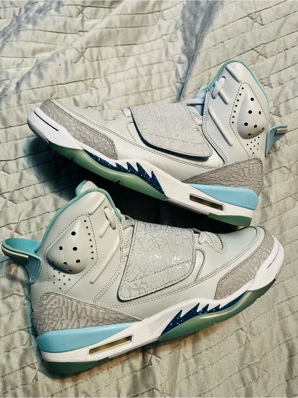 Nike Air Jordan Son of Mars GS 'Pure Platinum' (SKU: 512242 016) Size 8.5